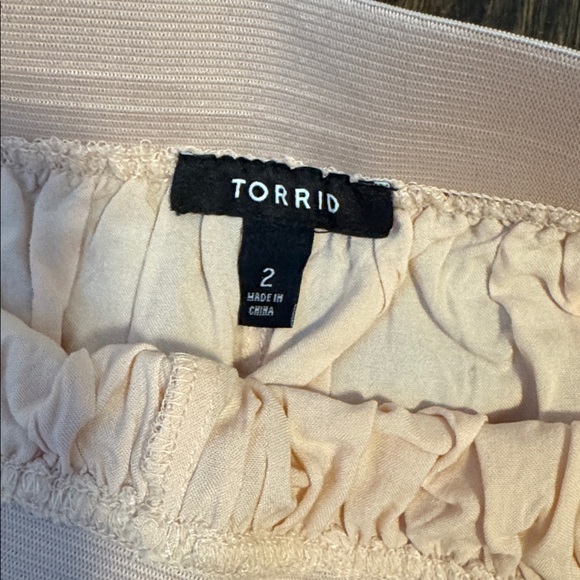 Torrid Ballet Style Skater Skirt 2X - Picture 2 of 3